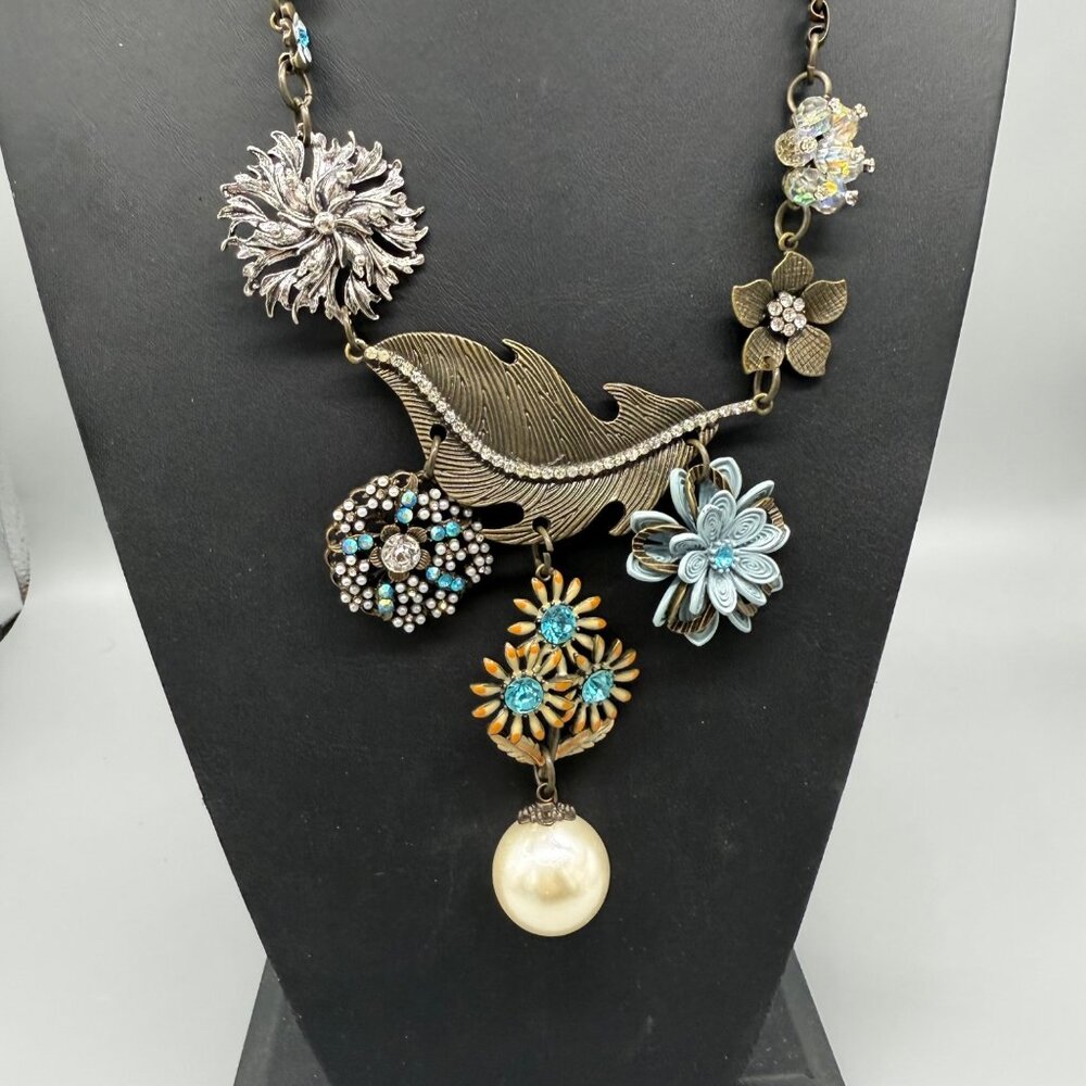 Plunder Designs Snowball bundle Statement Necklace